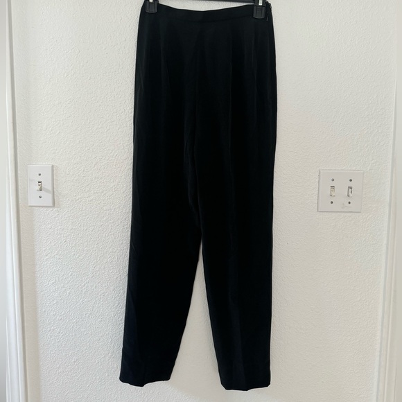 NWOT Bloomingdale’s Elastic Waist 100% Silk Petite Pants - Picture 3 of 14